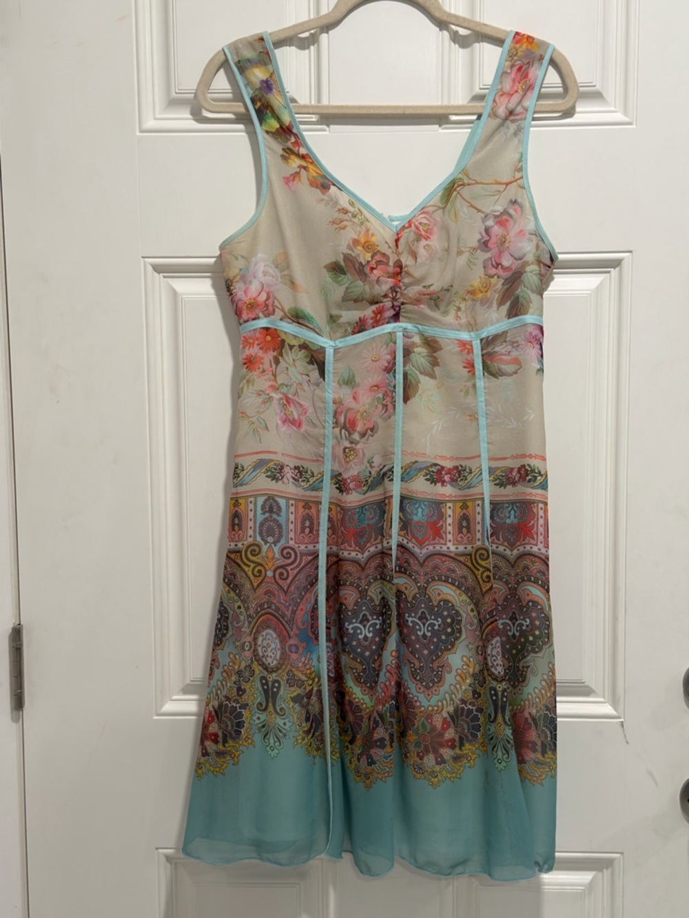 Floral Vintage Paisley V-Neck Summer Dress in Light Aqua